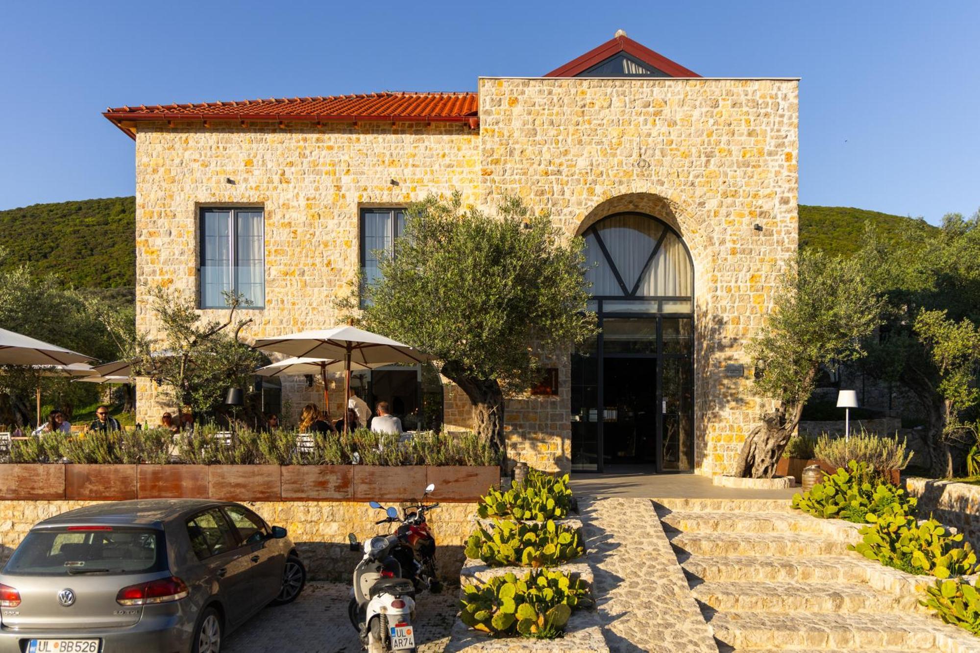 Hotel Mashtra - The Olive House Ulcinj Esterno foto