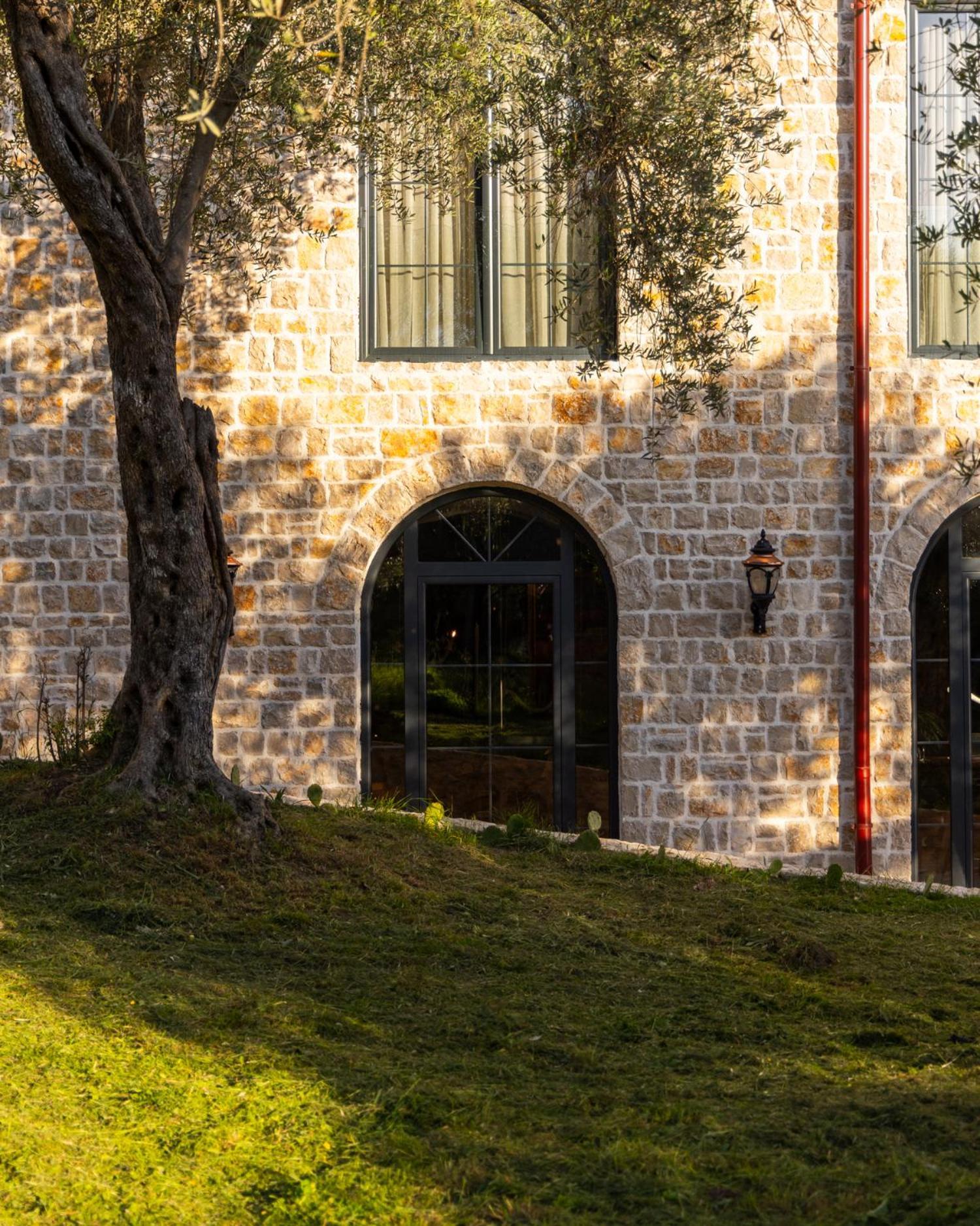 Hotel Mashtra - The Olive House Ulcinj Esterno foto