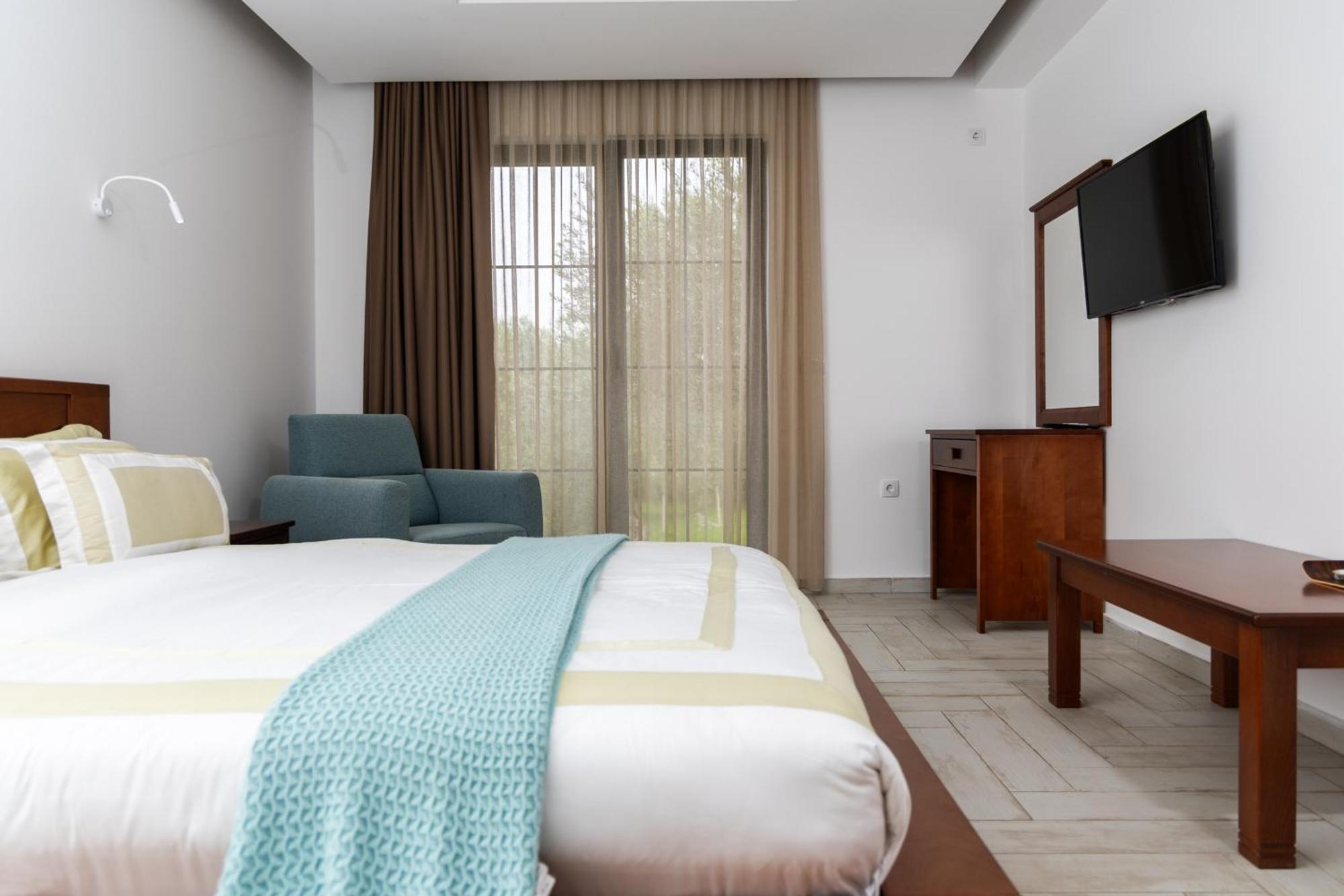 Hotel Mashtra - The Olive House Ulcinj Esterno foto